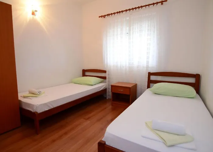 Apartamento Grebastica-2 By Interhome